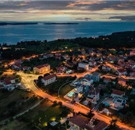 4-Bedroom Villa with pool in Fazana, Istria, Sleeps 8